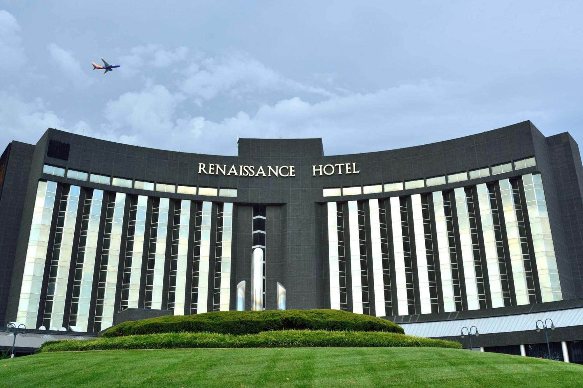 Renaissance St. Louis Airport Hotel Berkeley Exterior foto